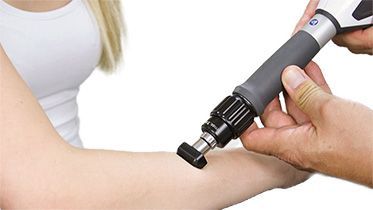 Bild zum Beitrag "Stoßwellentherapie im Therapiezentrum & Gesundheitszentrum Dentl in Kronberg"